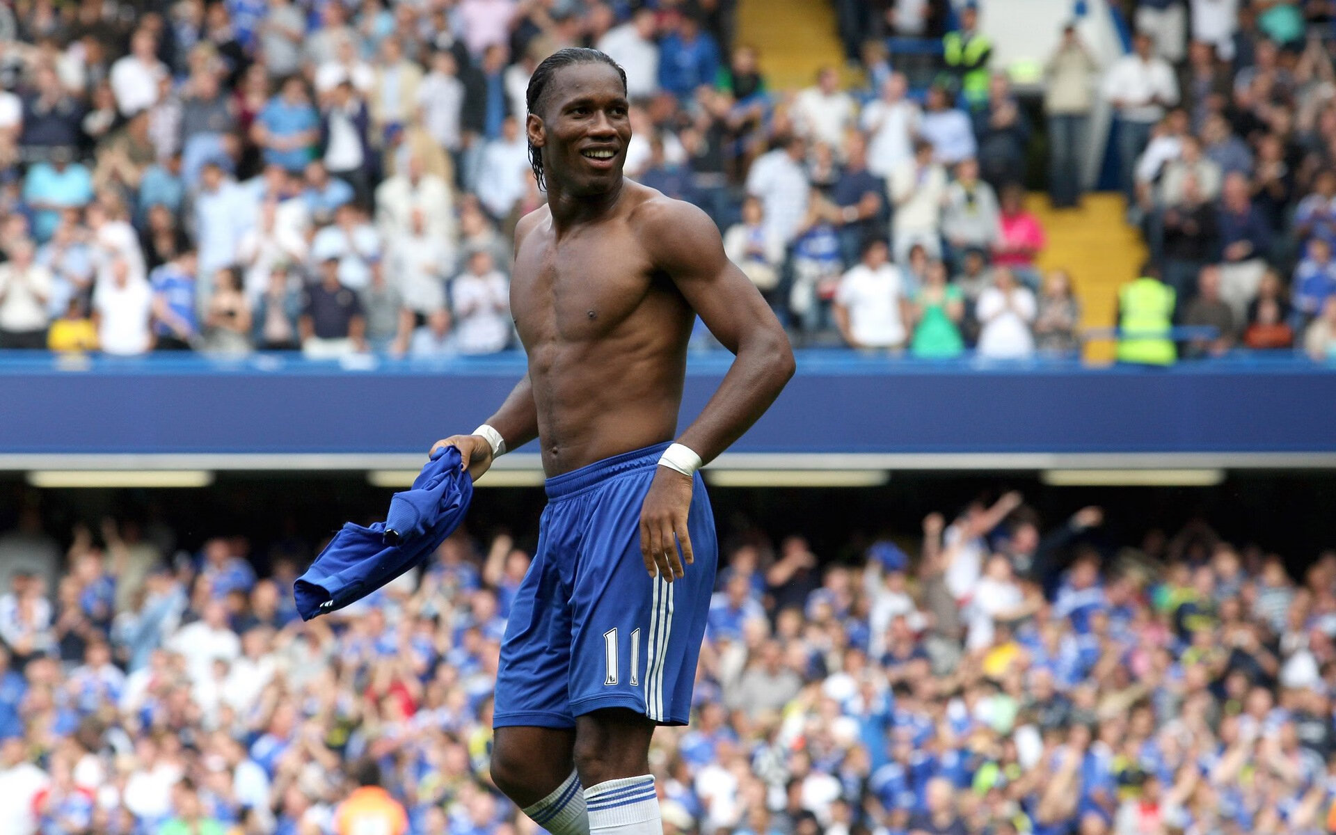 团队配合诠释完美攻防，高效的团队配合